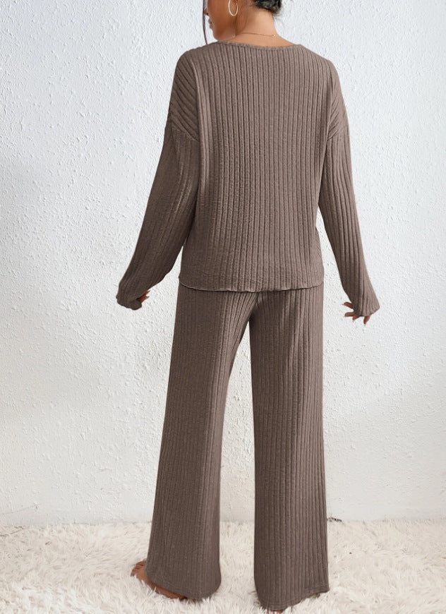 AVA – Elegant & Cozy All-Season Ensemble