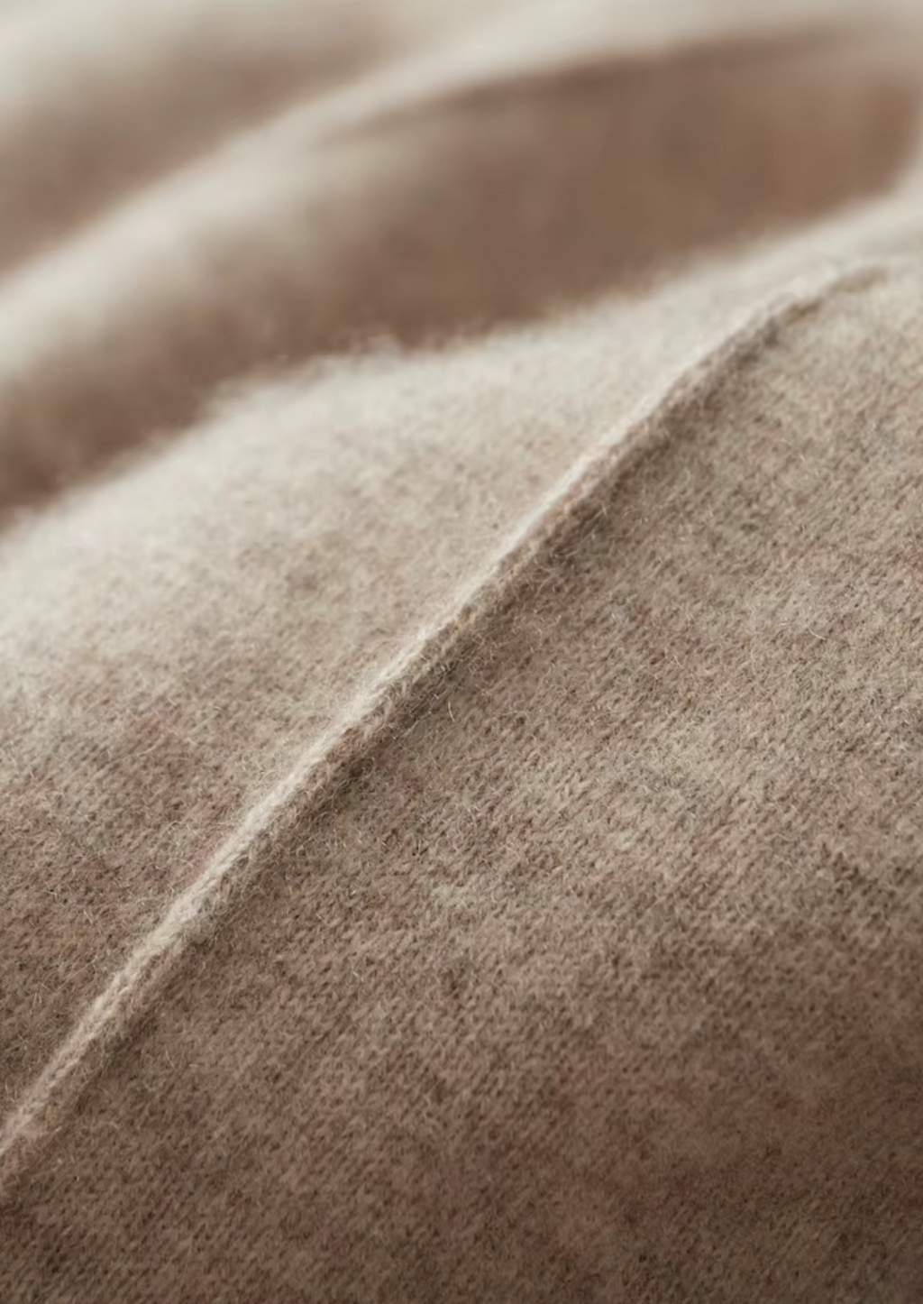 TRAPATONI PURE EXTRA-FINE MERINO WOOL SET