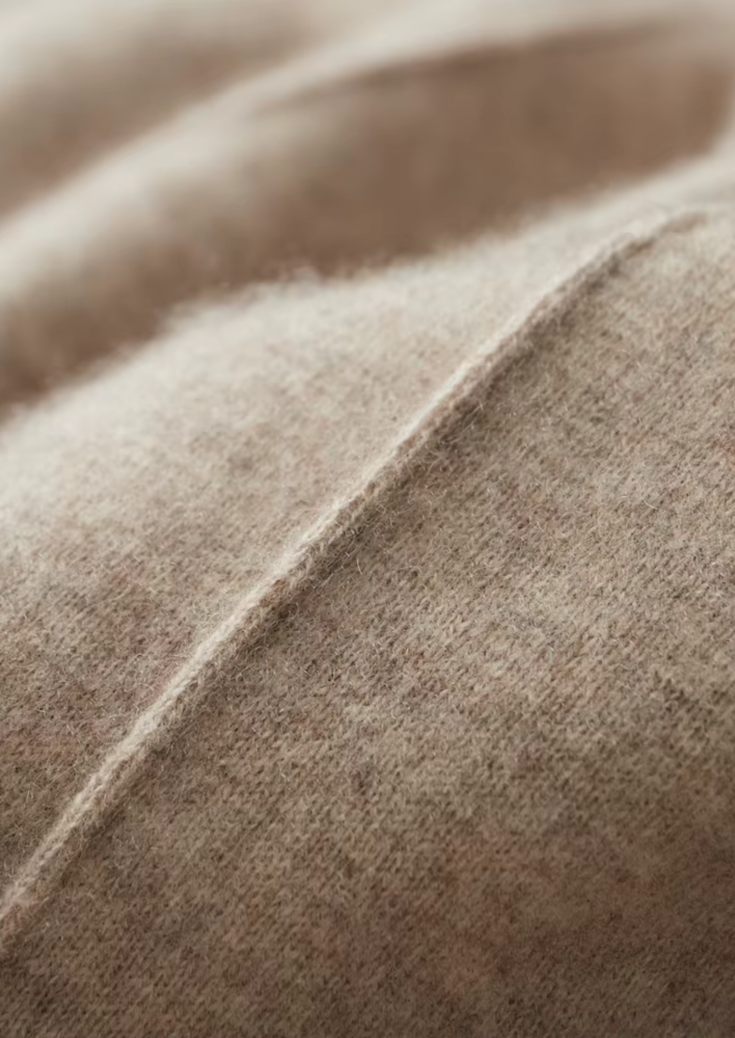 TRAPATONI PURE EXTRA-FINE MERINO WOOL SET