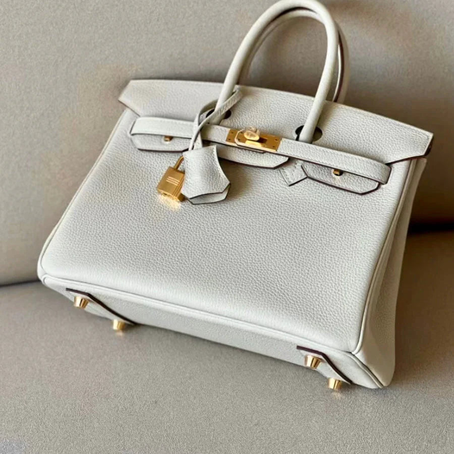 Céline Milkshake 30