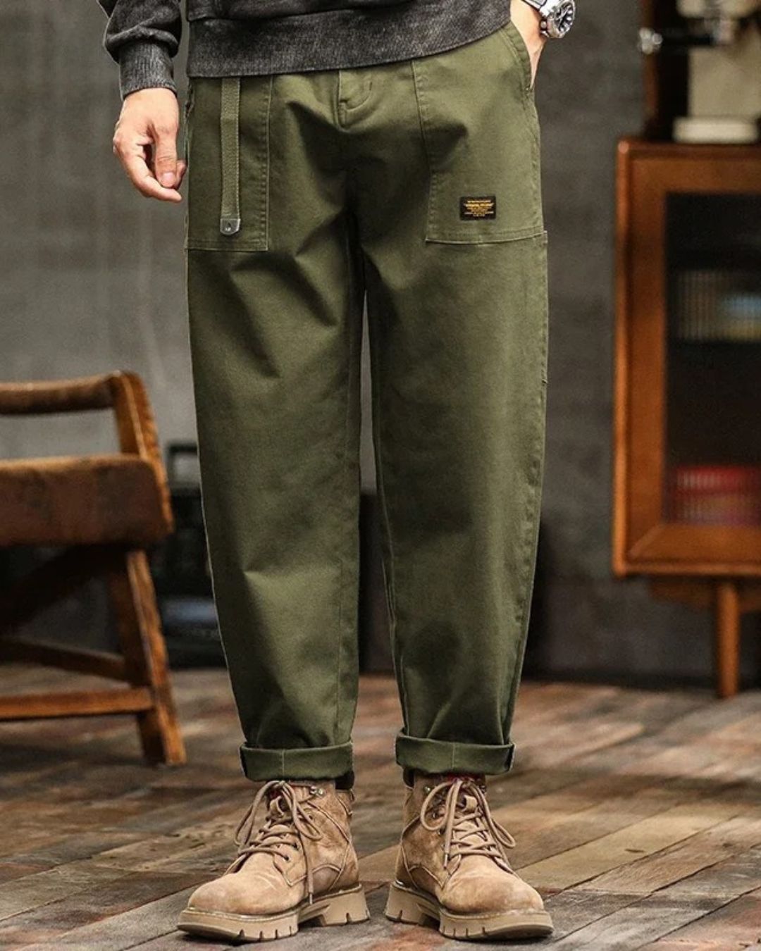 HERITAGE UTILITY CARGO PANTS.
