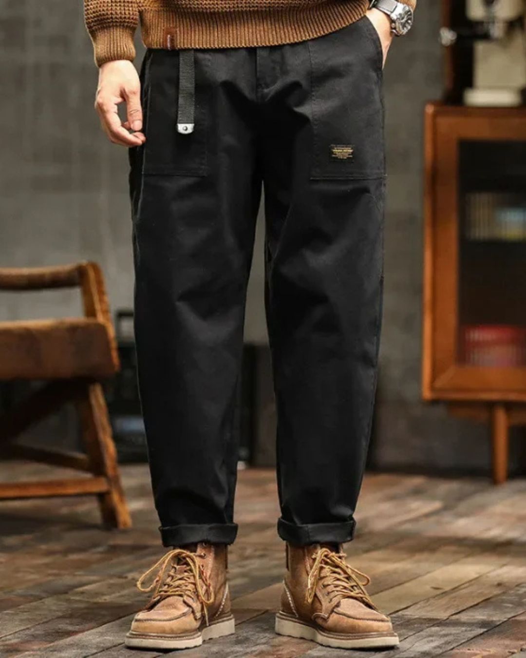 HERITAGE UTILITY CARGO PANTS.