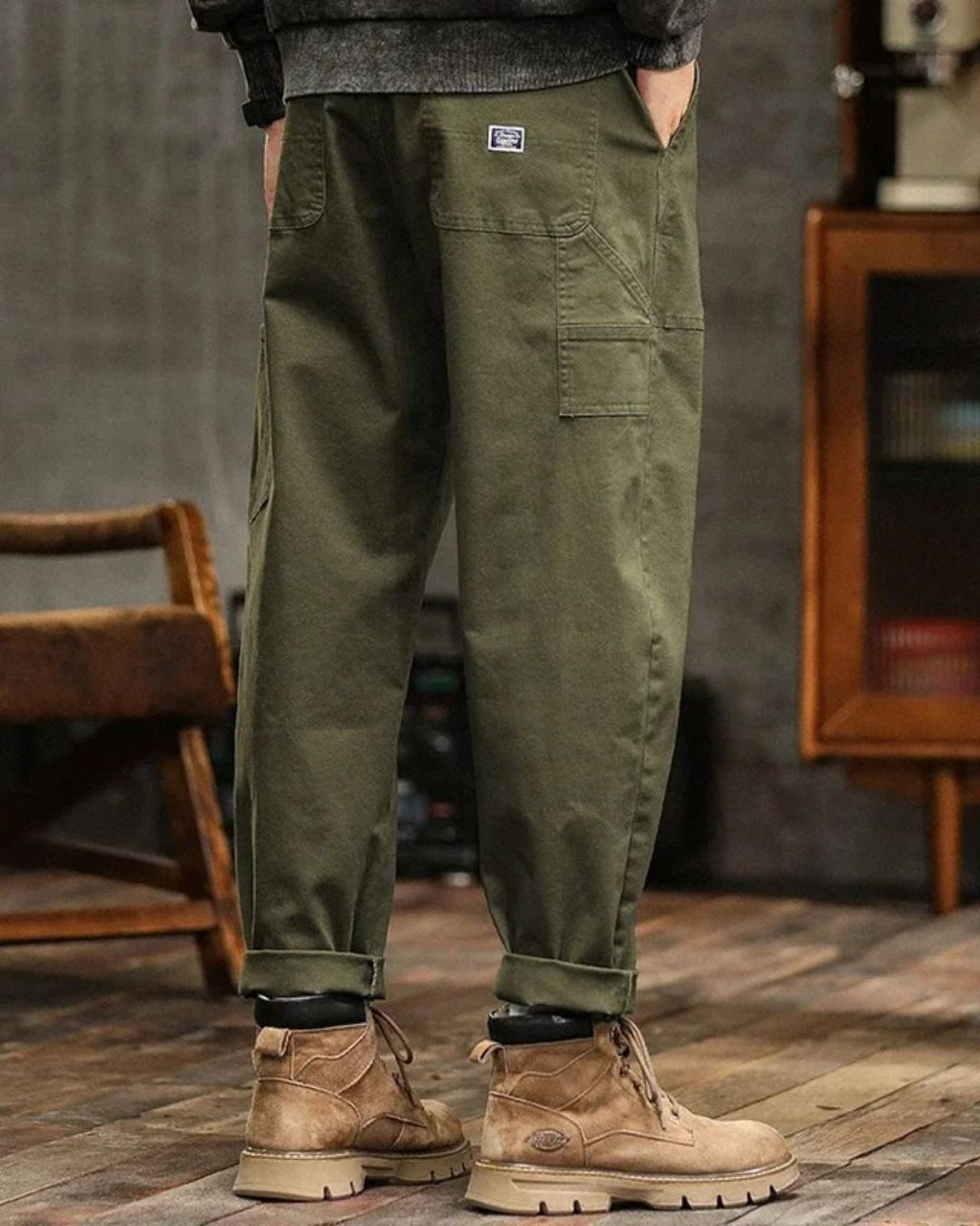 HERITAGE UTILITY CARGO PANTS.